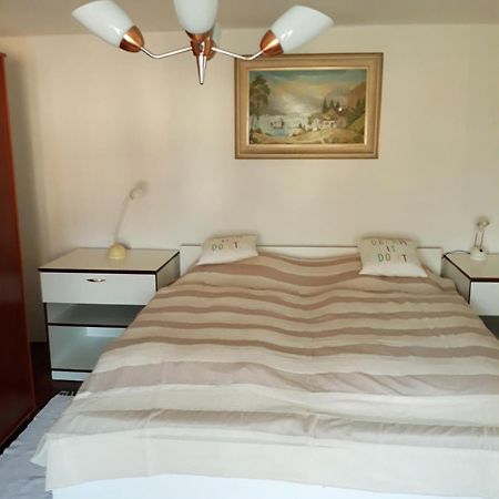 Guest House Hartenberg Соколов Екстер'єр фото